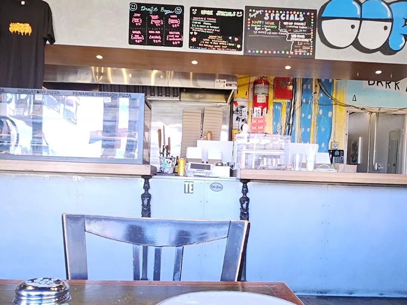 Purgatory Pizza interior